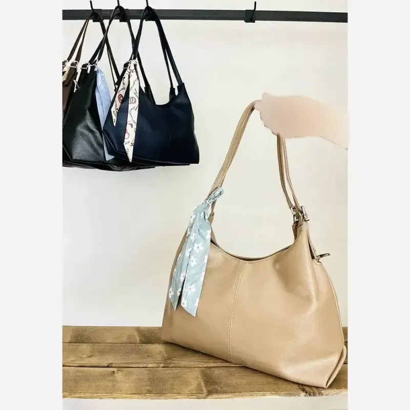 کیف زنانه ونوس جنس وارداتی رنگ شکلاتی مشکی موکاموس سایز 33-22